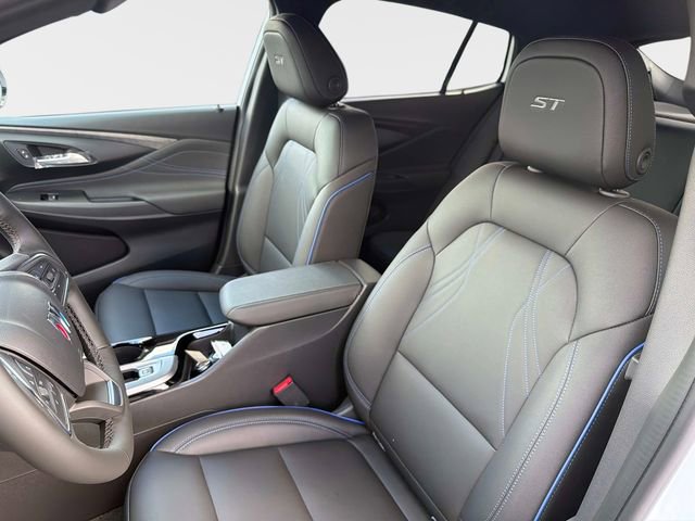 New 2026 Buick Envista Sport Touring image 18