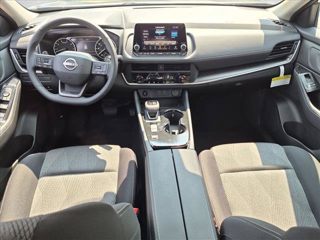 New 2027 Nissan Rogue SV FWD image 13