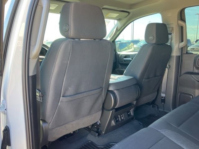 Used 2025 Chevrolet Silverado 1500 Custom image 18