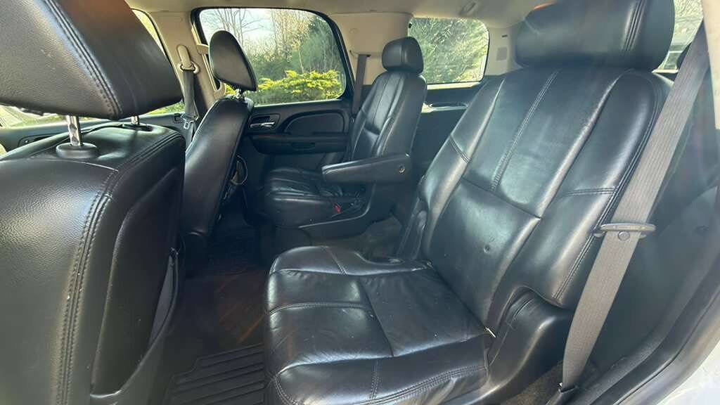 Used 2007 Chevrolet Tahoe LTZ w/ LTZ Preferred Equipment Group image 24