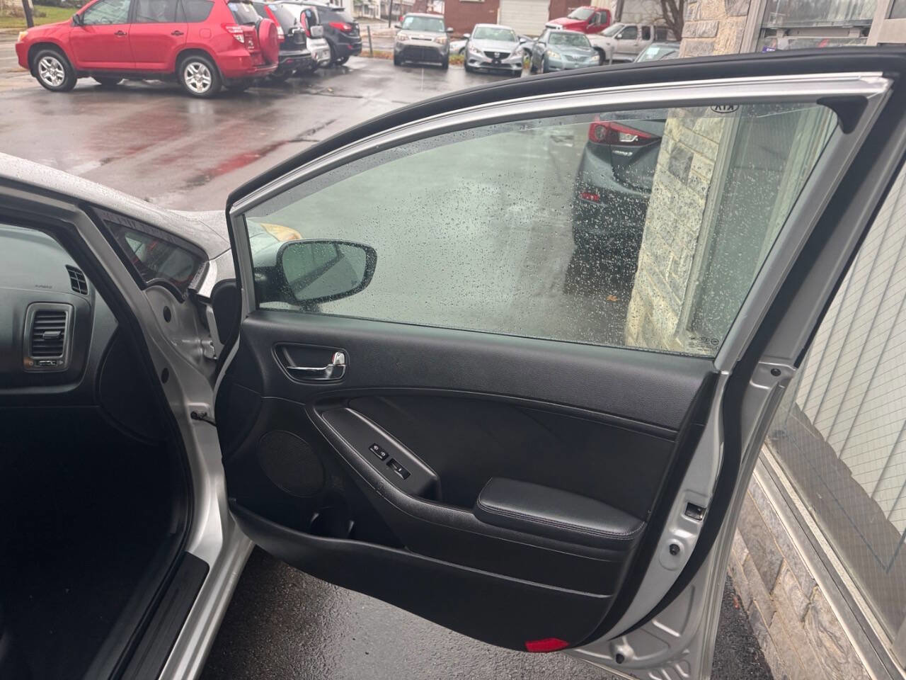 Used 2014 Kia Forte LX image 19