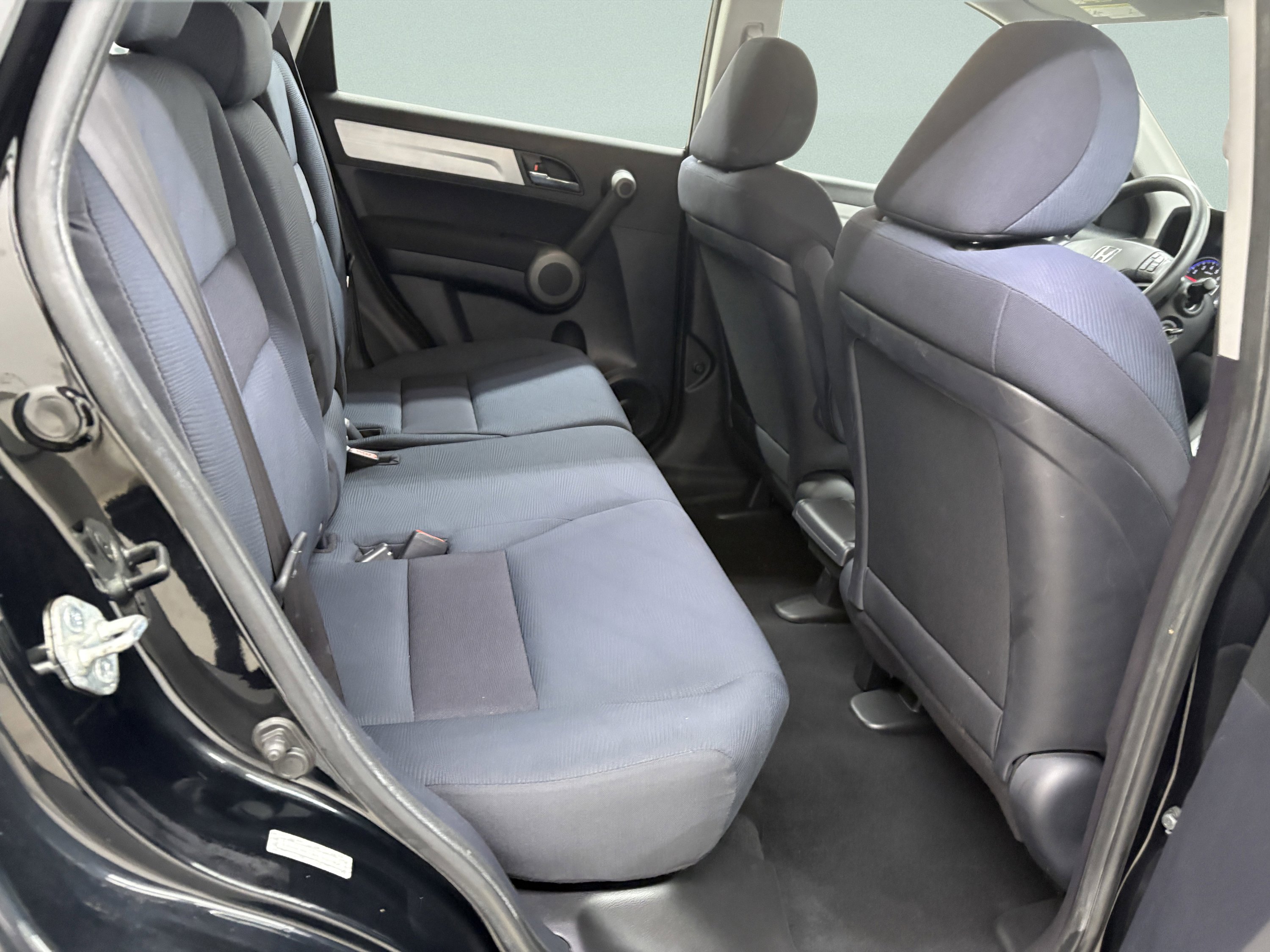 Used 2010 Honda CR-V LX image 19