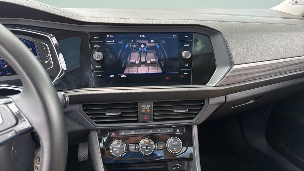 Used 2019 Volkswagen Jetta SEL FWD image 21