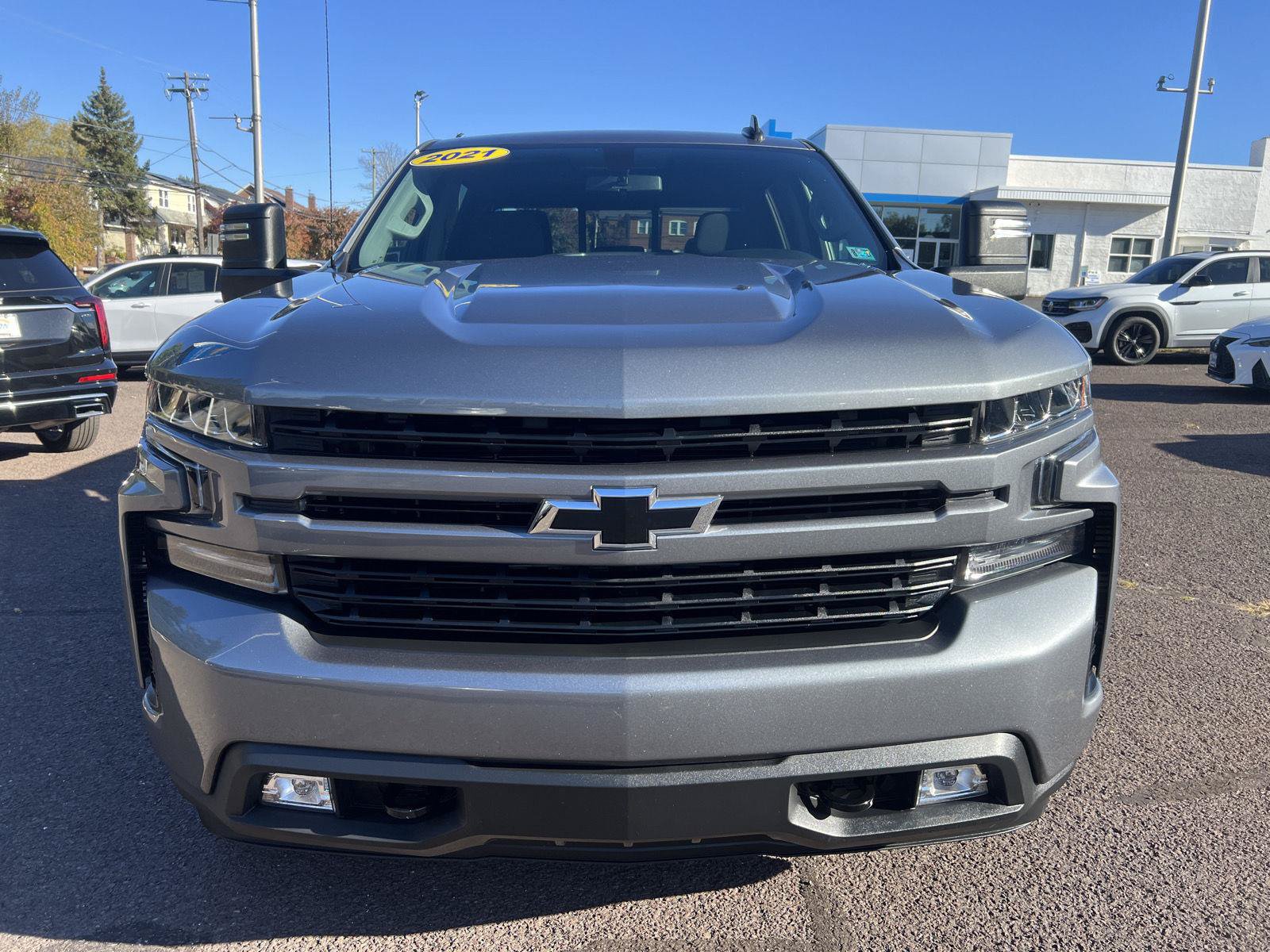 Used 2021 Chevrolet Silverado 1500 RST w/ Convenience Package II AWD/4WD image 2