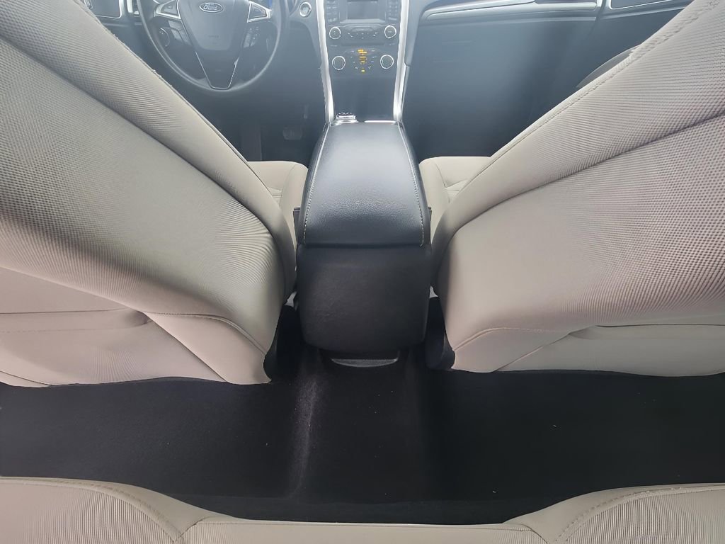Used 2018 Ford Fusion S image 26