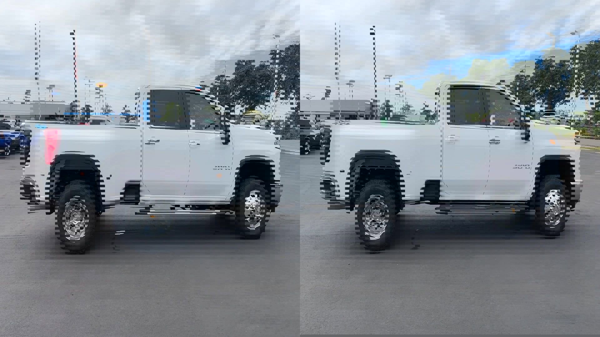 New 2026 Chevrolet Silverado 3500 LTZ w/ LTZ Plus Package image 15