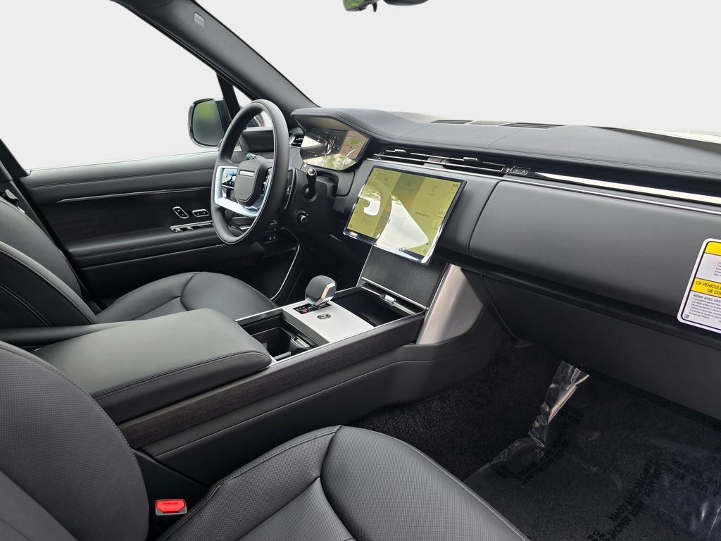New 2026 Land Rover Range Rover Long Wheelbase SE AWD/4WD image 9