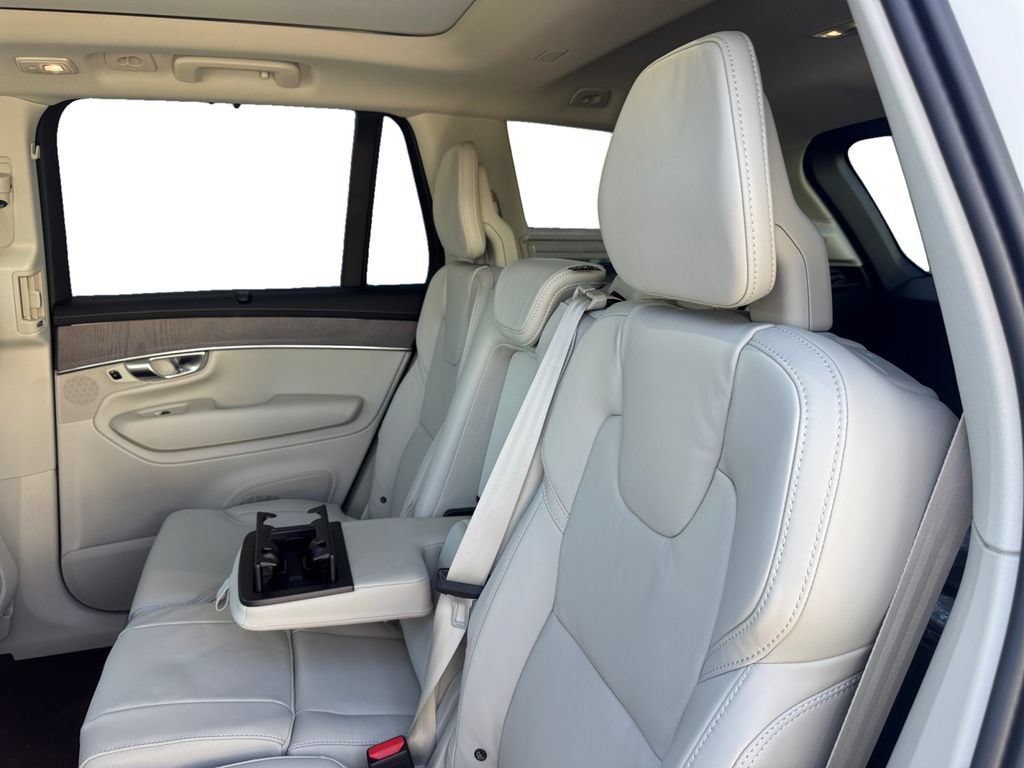 New 2026 Volvo XC90 B6 Ultra w/ Protection Package AWD/4WD image 27