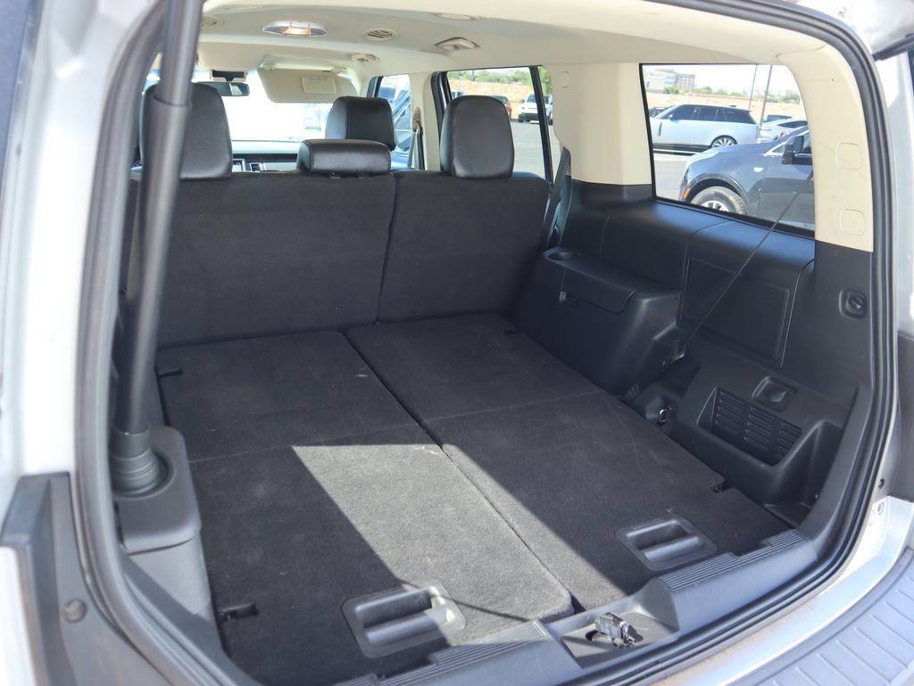 Used 2019 Ford Flex Limited FWD image 12