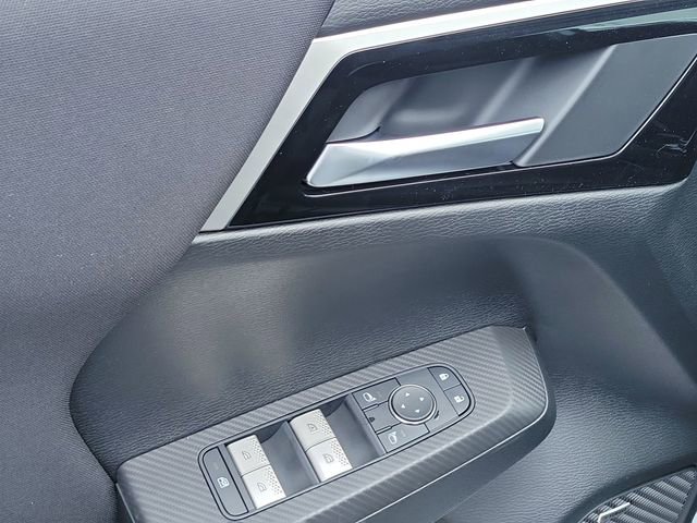 New 2026 Mitsubishi Outlander ES FWD image 21