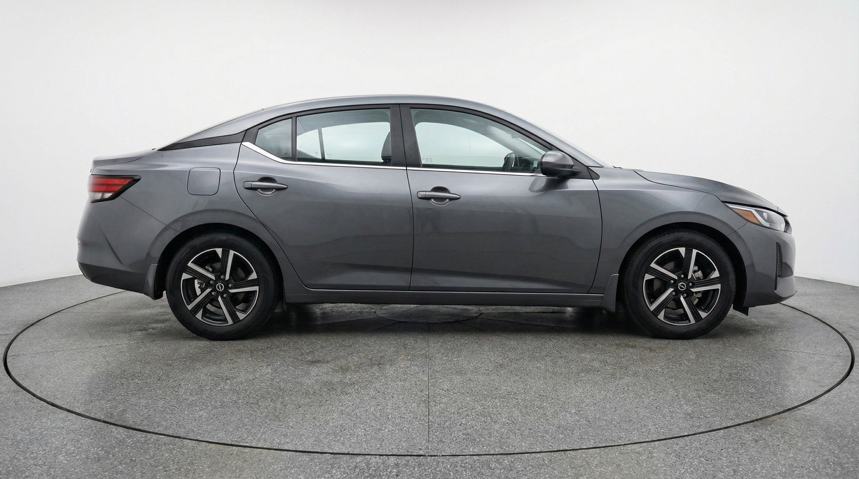 Used 2025 Nissan Sentra SV image 11