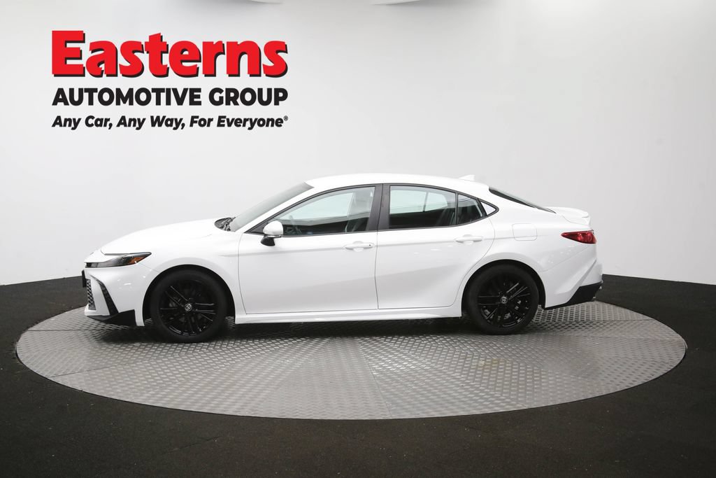 Used 2025 Toyota Camry SE FWD image 58