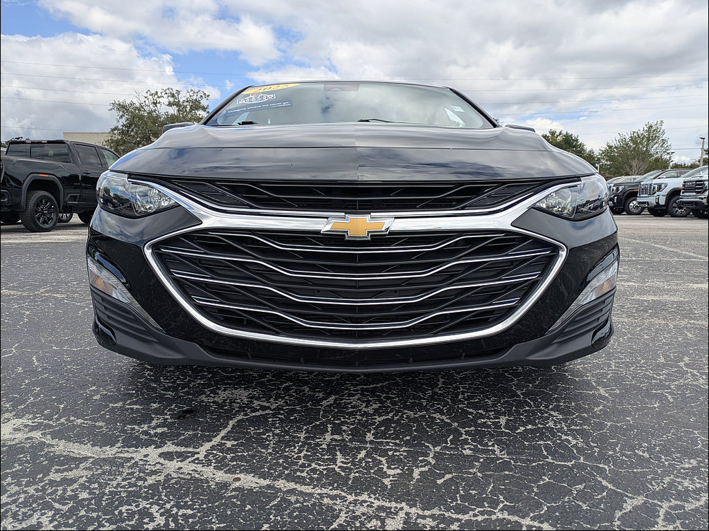 Used 2025 Chevrolet Malibu LT FWD image 10