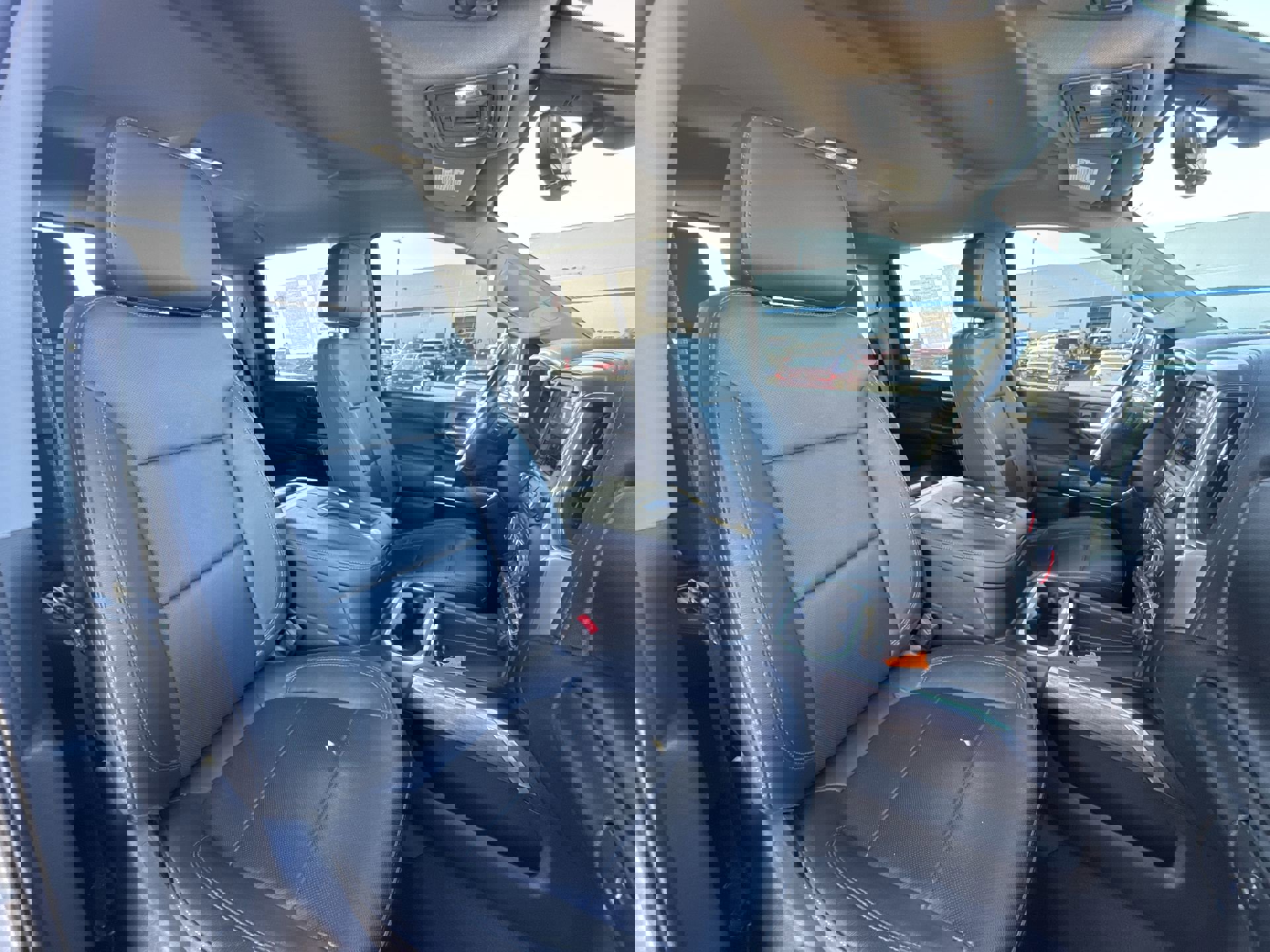 Used 2020 Chevrolet Silverado 2500 LTZ w/ LTZ Premium Package image 25