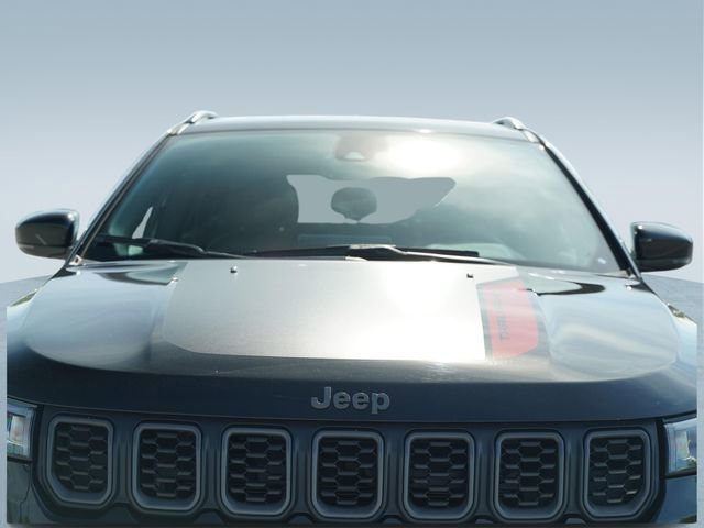 Used 2024 Jeep Compass Trailhawk w/ Trailer Tow Group image 39