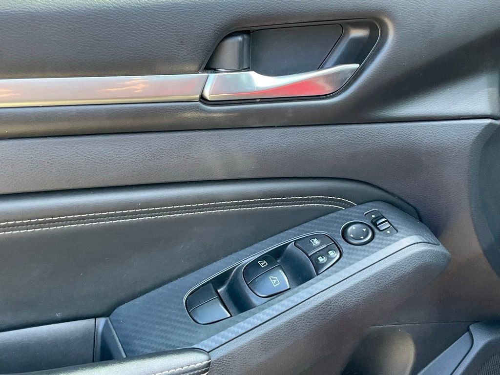 Used 2019 Nissan Altima 2.5 SV image 18