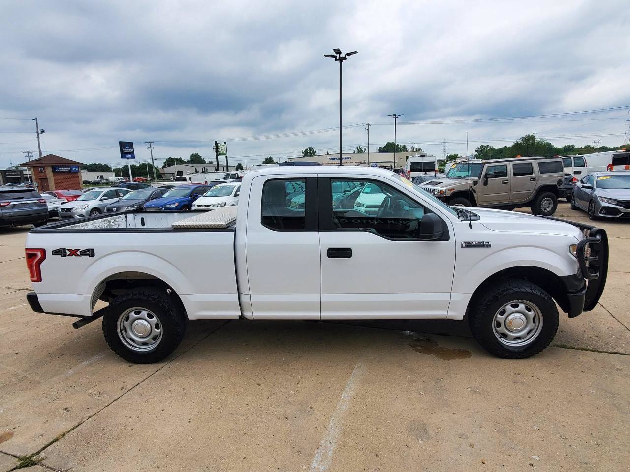 Used 2017 Ford F150 XL w/ XL Power Equipment Group AWD/4WD image 5