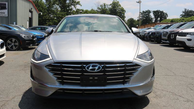 Used 2022 Hyundai Sonata SE FWD image 2