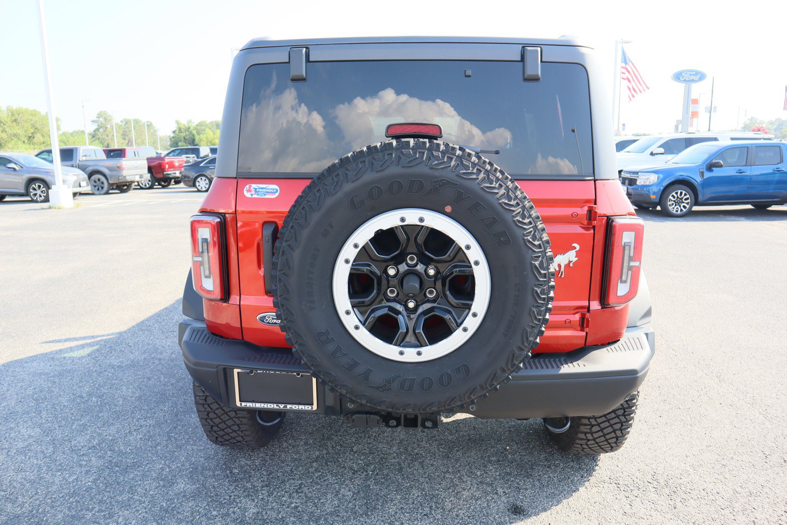 New 2023 Ford Bronco Badlands w/ Sasquatch Package AWD/4WD image 10