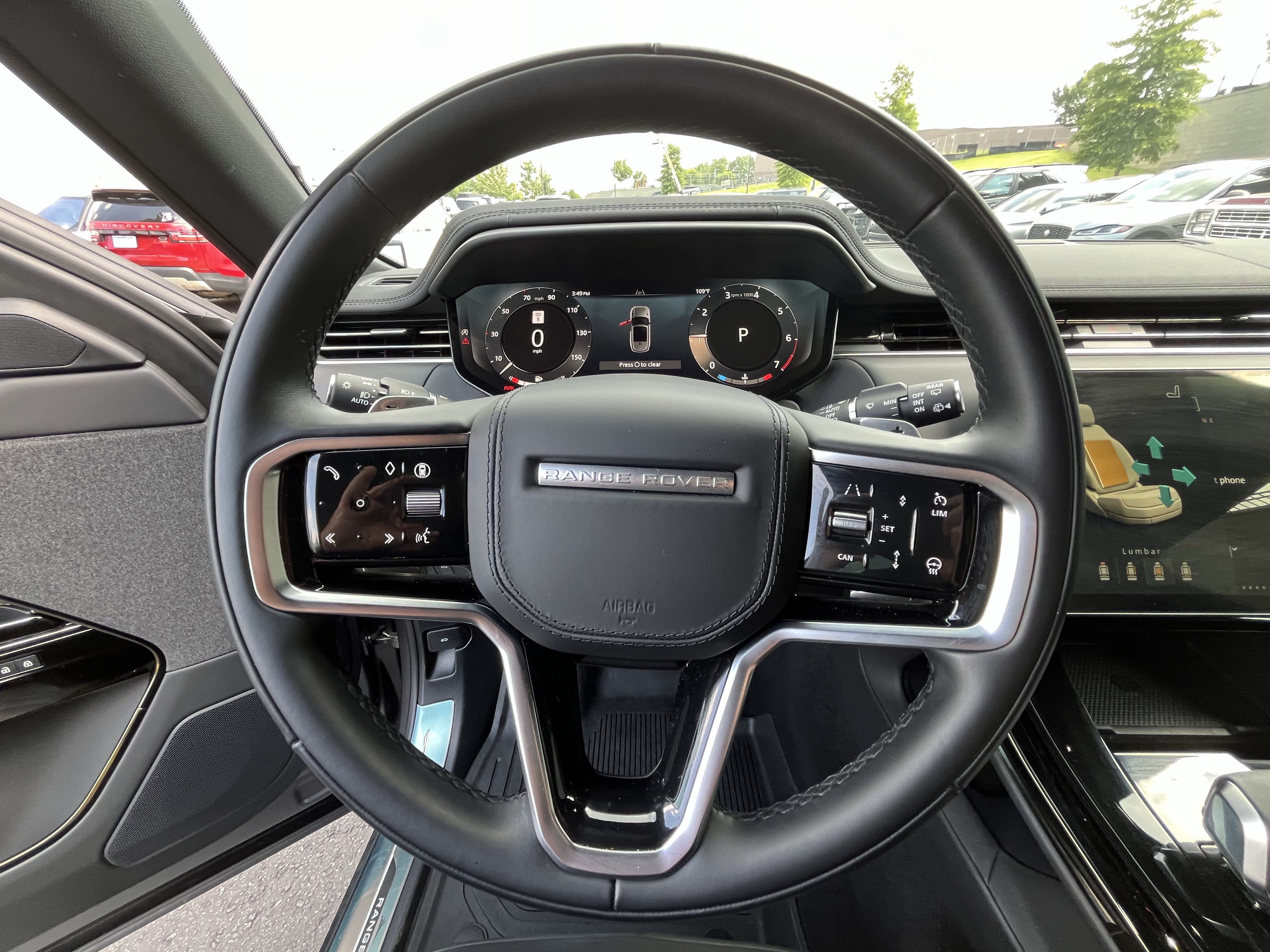 Certified 2025 Land Rover Range Rover Sport SE AWD/4WD image 19