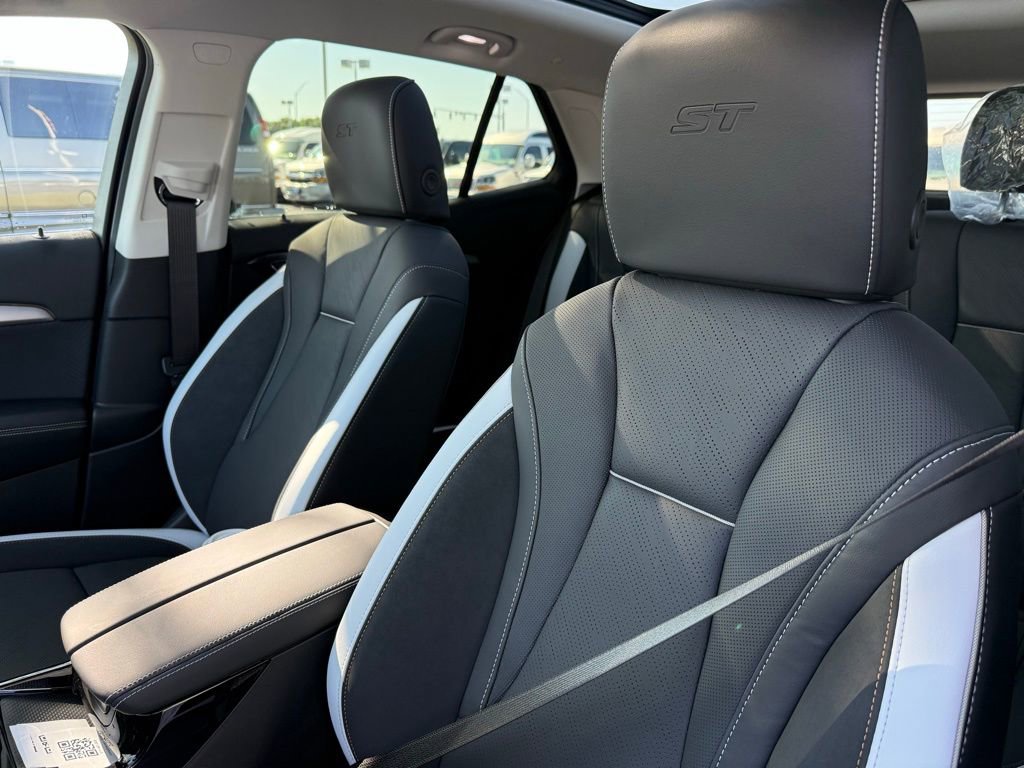New 2025 Buick Envision Sport Touring image 20