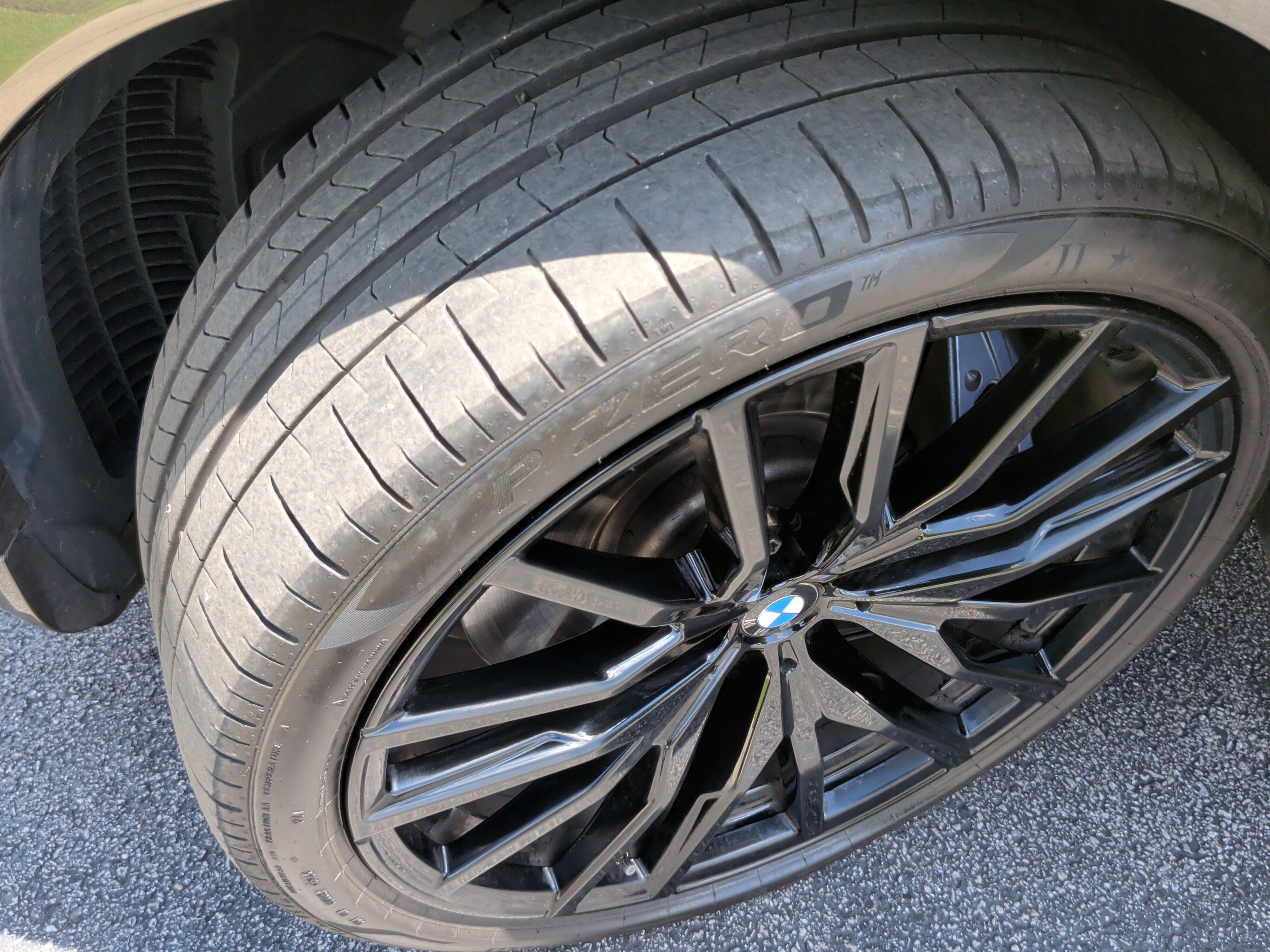 Certified 2026 BMW X6 M60i AWD/4WD image 14