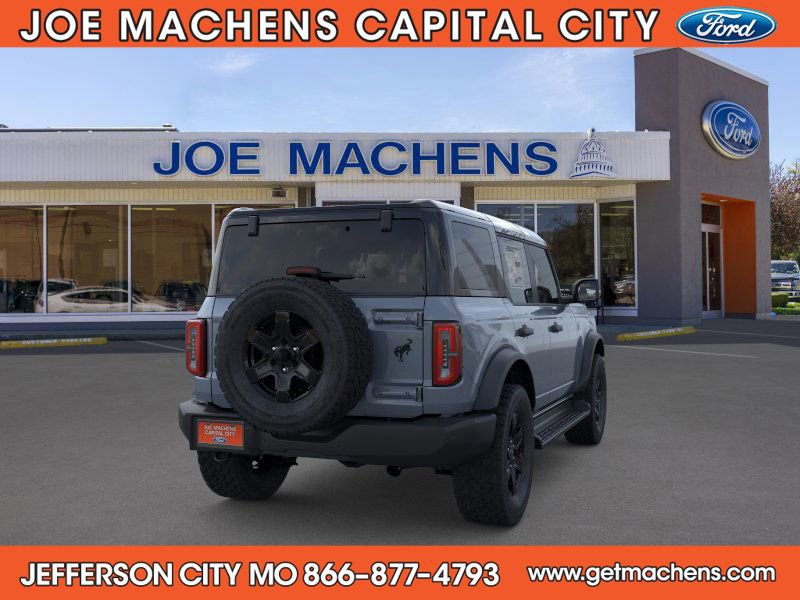 New 2025 Ford Bronco Outer Banks image 9