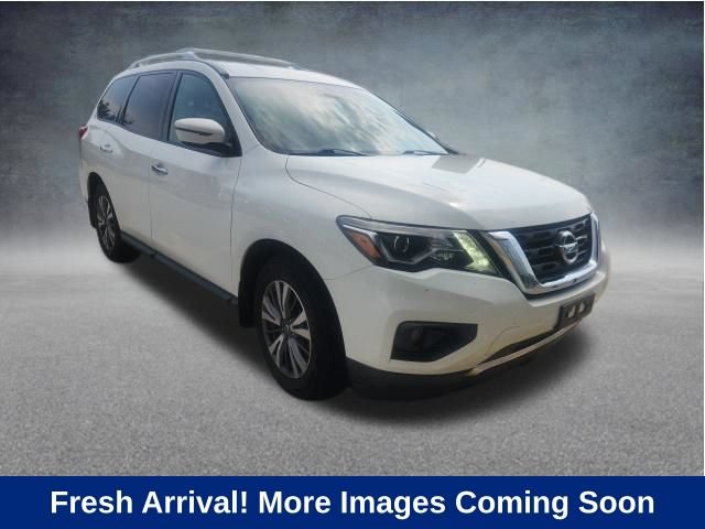 Used 2017 Nissan Pathfinder SV