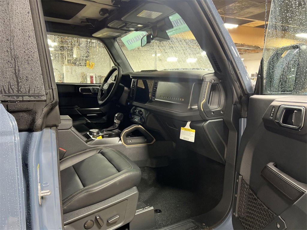 New 2025 Ford Bronco Badlands w/ Sasquatch Package image 9