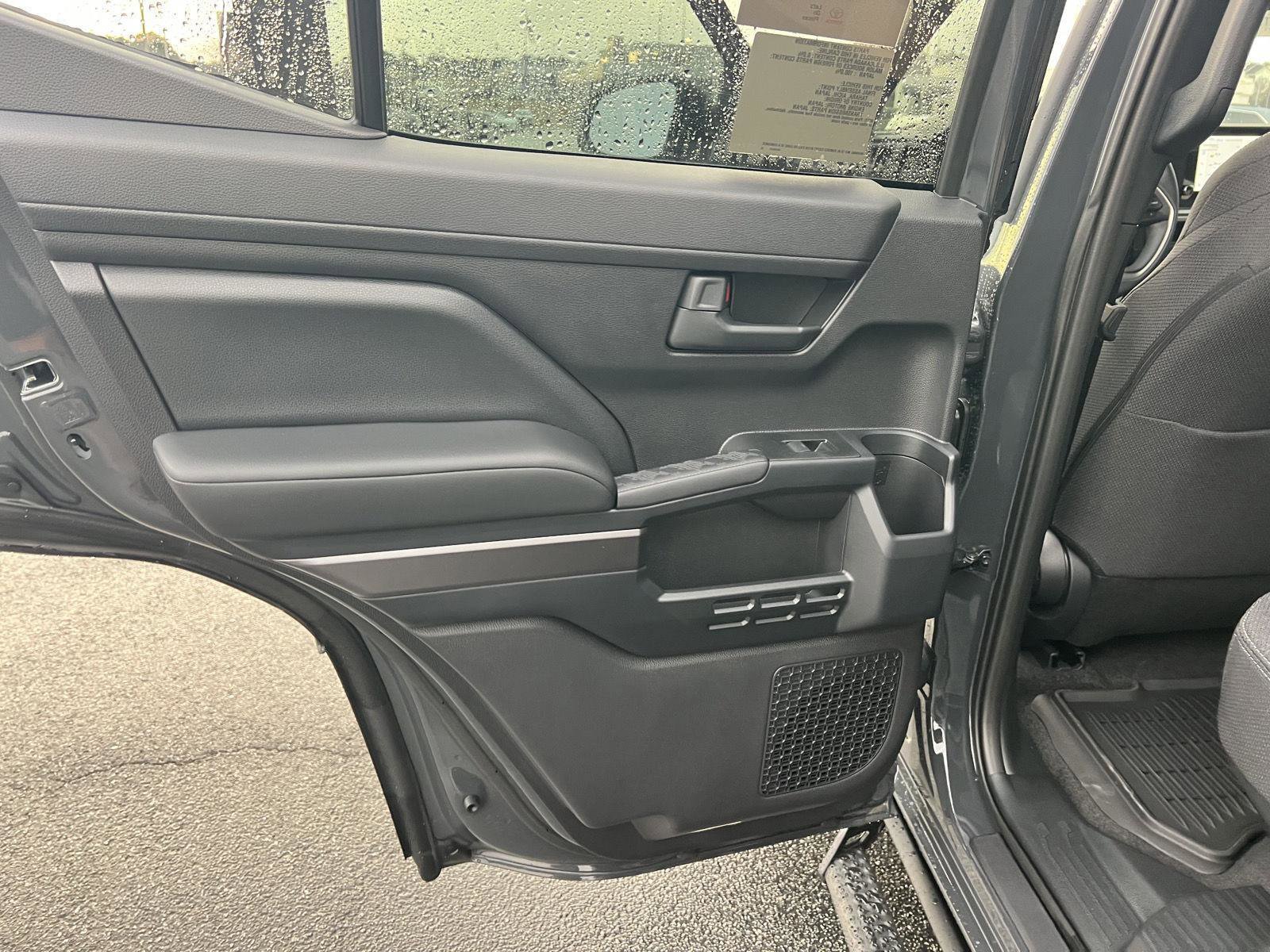 New 2026 Toyota 4Runner SR5 image 15