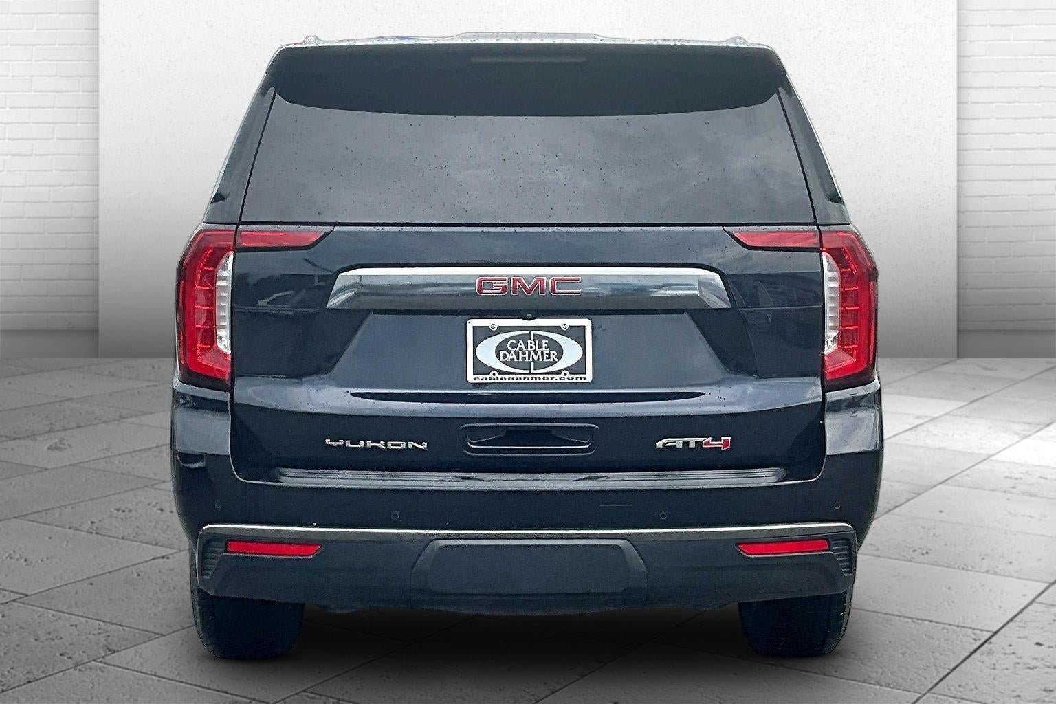 Used 2024 GMC Yukon AT4 AWD/4WD image 3