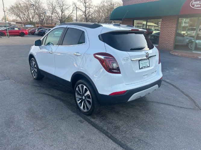 Used 2021 Buick Encore Preferred AWD/4WD image 3
