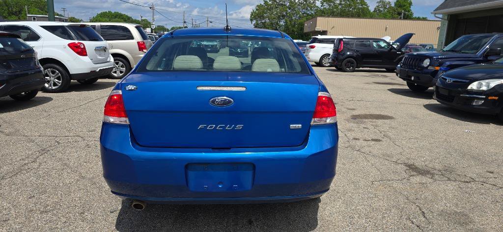Used 2010 Ford Focus SEL FWD image 6