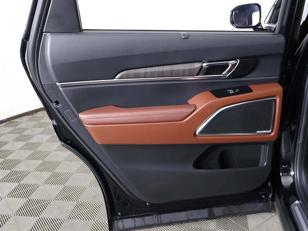 Used 2024 Kia Telluride SX FWD image 27