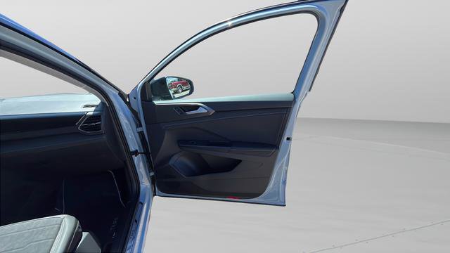 New 2026 Volkswagen Taos SE AWD/4WD image 25