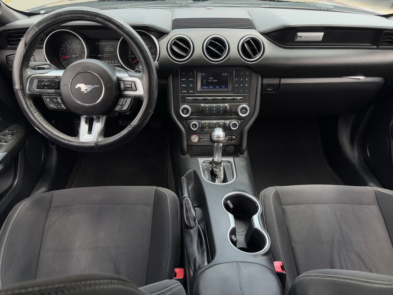 Used 2018 Ford Mustang Coupe RWD image 12