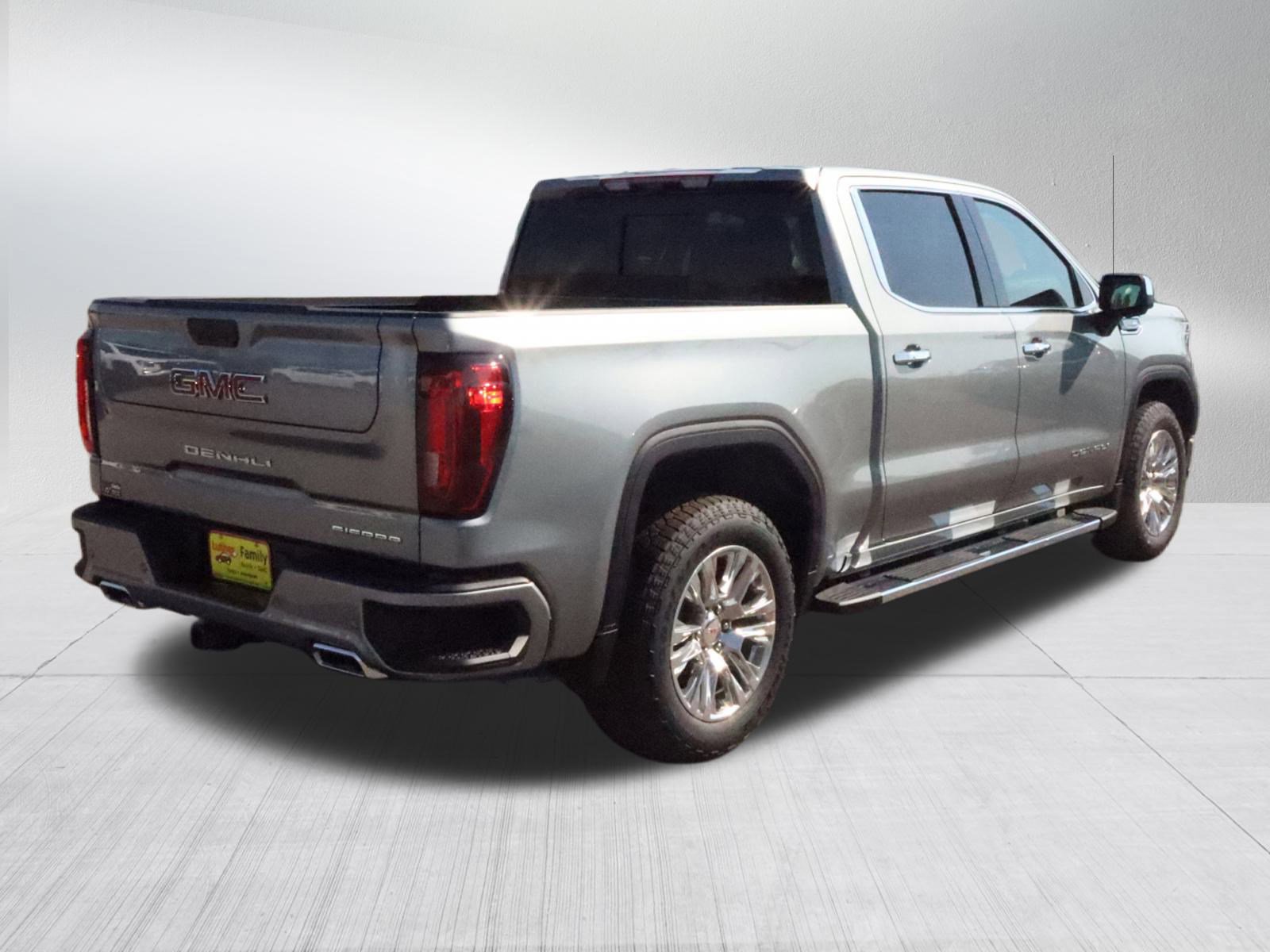 New 2026 GMC Sierra 1500 Denali w/ Technology Package image 7
