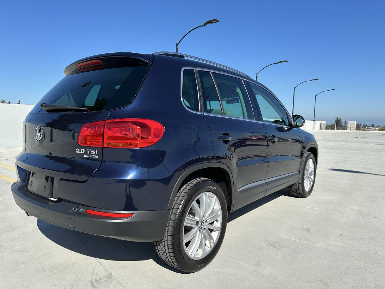 Used 2013 Volkswagen Tiguan SE image 4