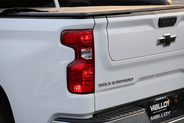 Used 2022 Chevrolet Silverado 1500 LT w/ Protection Package image 7