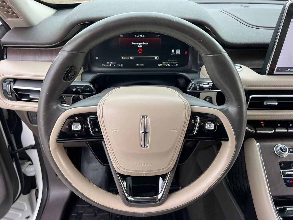 Used 2020 Lincoln Aviator Reserve w/ Equipment Group 201A image 19