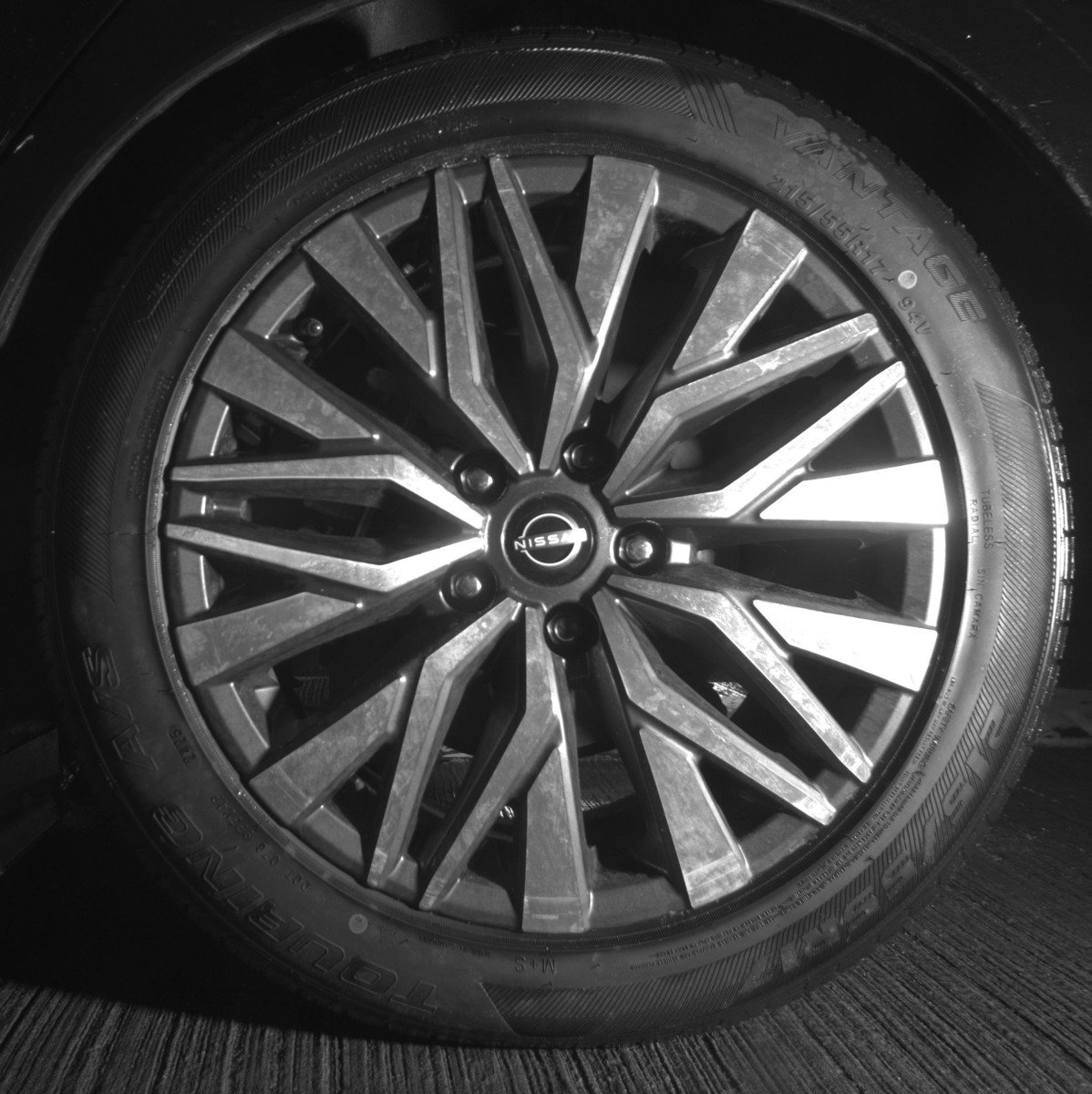 Used 2025 Nissan Altima 2.5 SV image 14