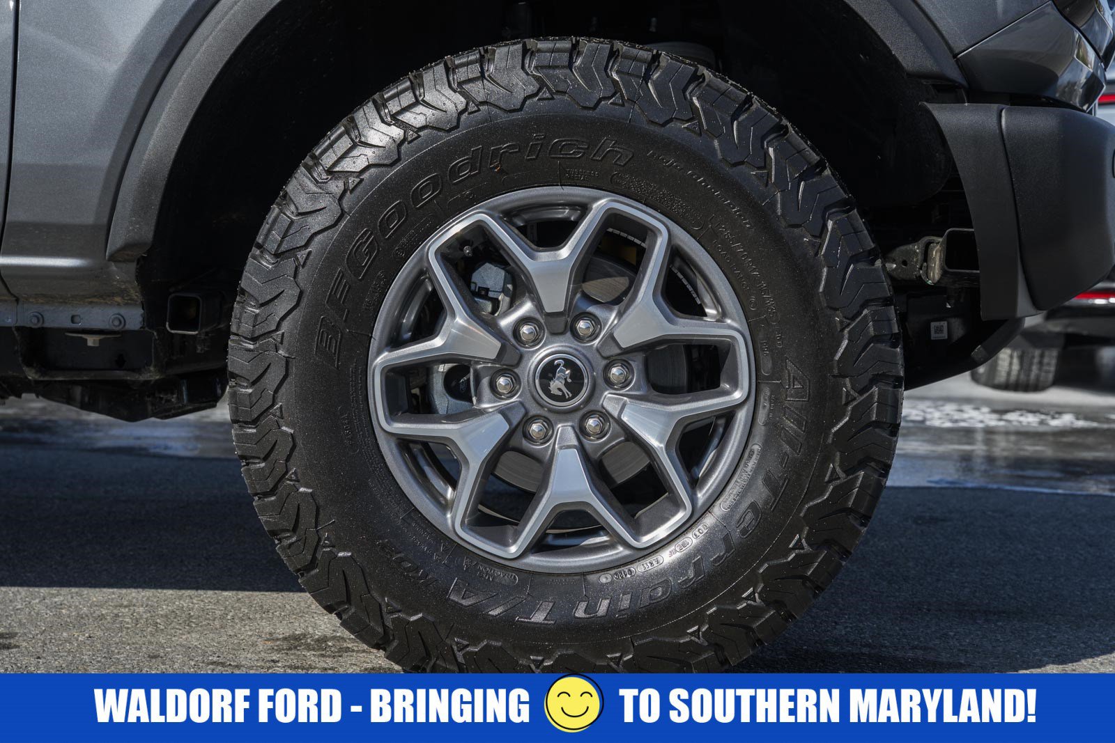 Used 2025 Ford Bronco Badlands image 19