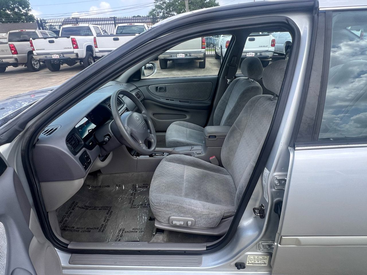 Used 2001 Nissan Altima GXE image 21
