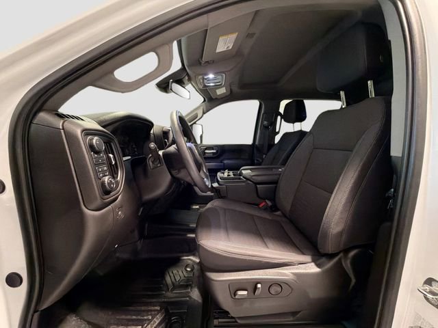 Used 2024 Chevrolet Silverado 2500 Custom w/ Custom Value Package image 17