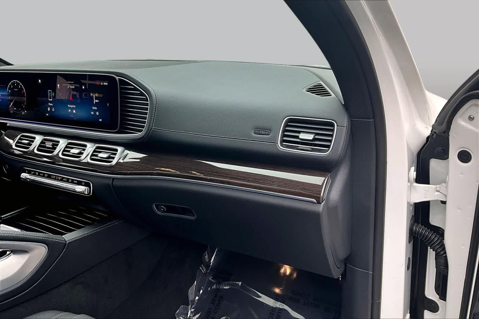 Certified 2026 Mercedes-Benz GLS 450 4MATIC image 16