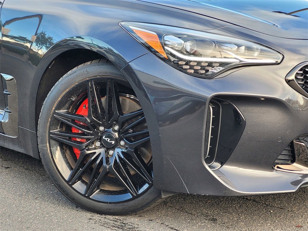 Used 2023 Kia Stinger GT2 image 4