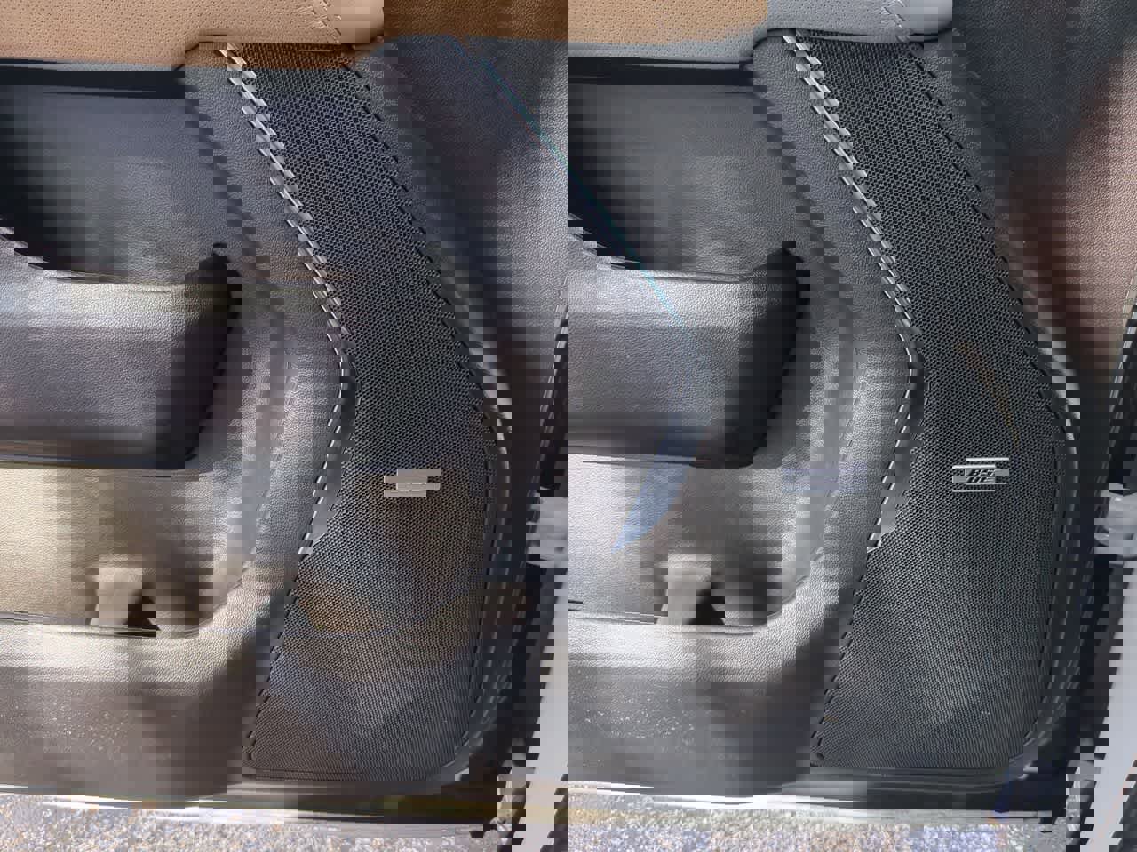 Used 2024 Chevrolet Suburban Premier RWD image 30