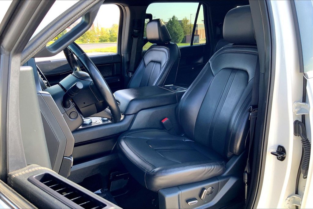 Used 2021 Ford Expedition Limited AWD/4WD image 23