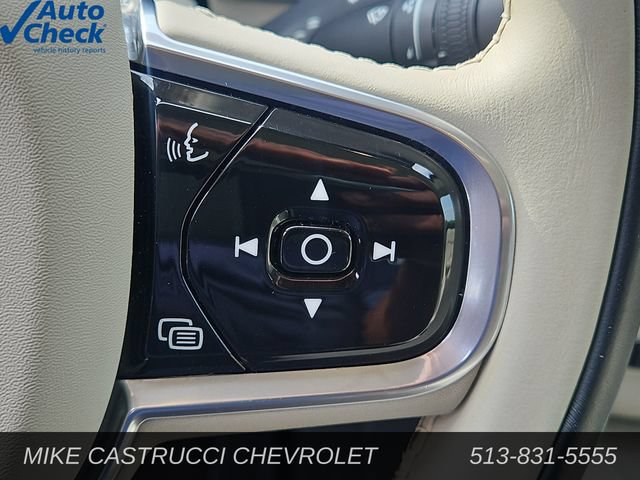 Used 2023 Volvo XC60 B5 Plus AWD/4WD image 14