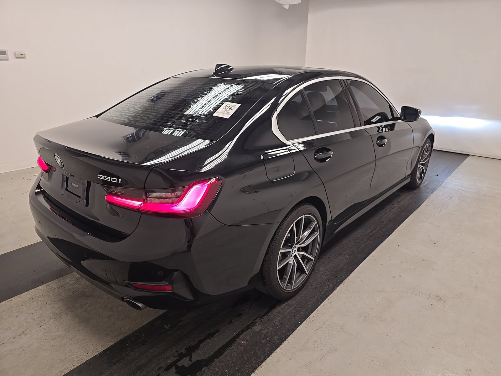 Used 2020 BMW 330i Sedan w/ Convenience Package RWD image 6